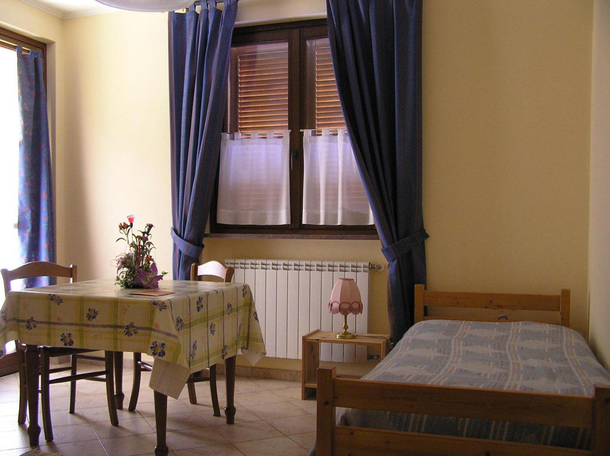 Enolocanda Del Tufo Dogliani Zimmer foto